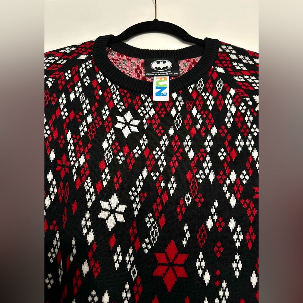 Harley Quinn Sweater NWOT XL - Picture 3 of 7